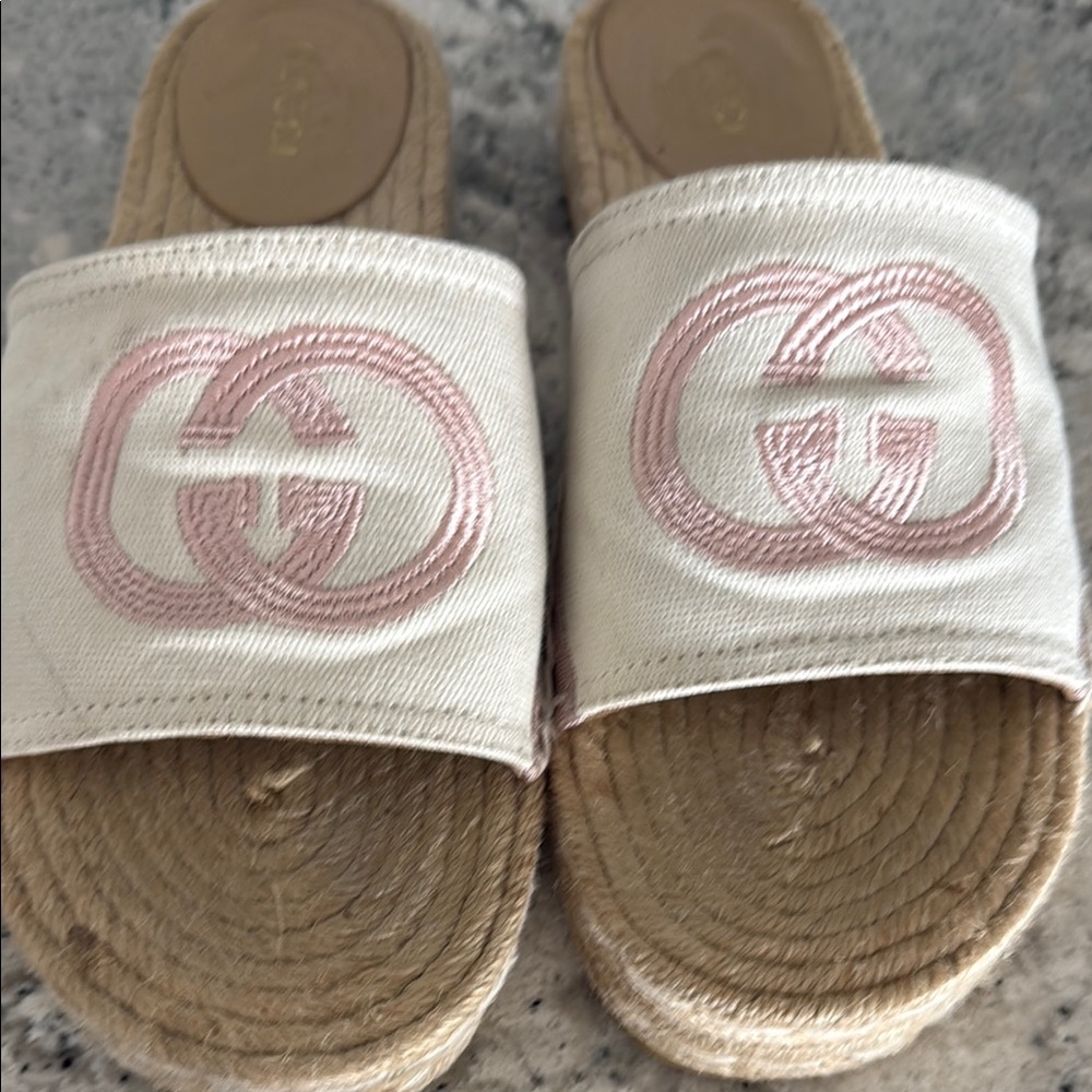 Gucci Cream Espadrille Shoes 38 great condition